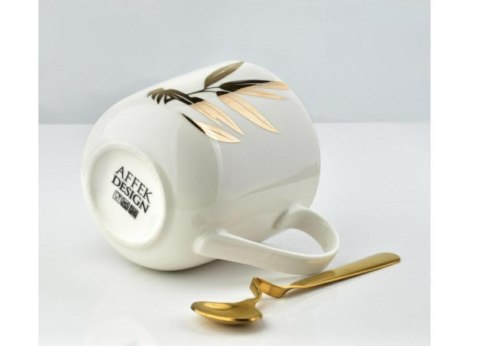 Kubek Lola 550 ml z łyżeczką HTNF3787 Kubek Lola 550 ml z łyżeczką HTNF3787